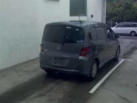 Honda FREED лот № 1072 оценка 3  с аукциона в Японии 4