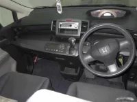 Honda FREED лот № 1072 оценка 3  с аукциона в Японии 5