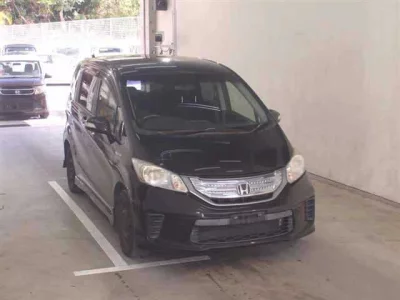 Honda FREED  с аукциона в Японии