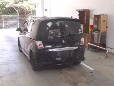 Honda FREED  с аукциона в Японии