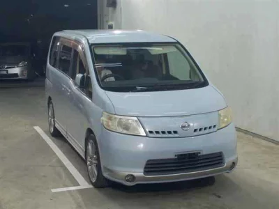 Nissan SERENA  с аукциона в Японии