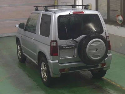 Mitsubishi Pajero Mini