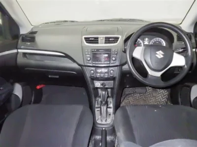 Suzuki SWIFT  с аукциона в Японии