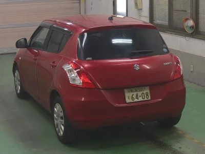 Suzuki SWIFT  с аукциона в Японии