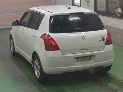 Suzuki SWIFT  с аукциона в Японии