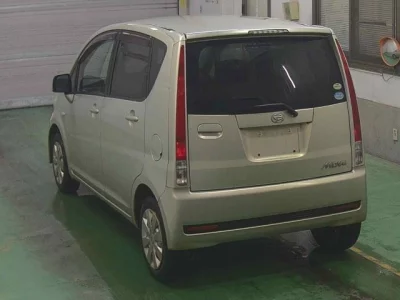 Daihatsu MOVE  с аукциона в Японии