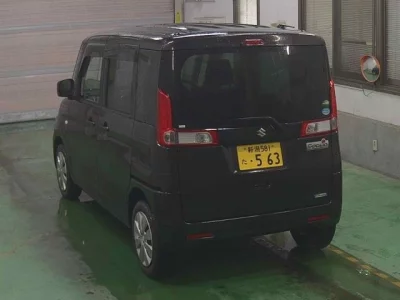 Suzuki Spacia