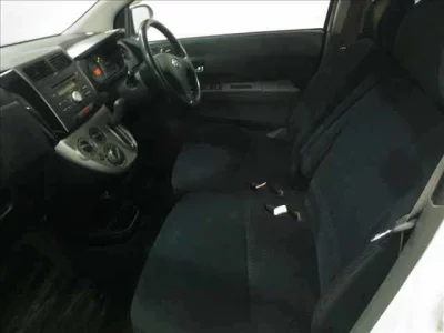 Daihatsu MIRA  с аукциона в Японии