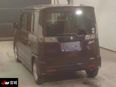 Suzuki Spacia