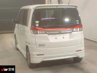 Mitsubishi Delica D:2