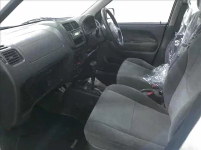 Suzuki SWIFT  с аукциона в Японии