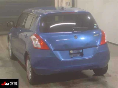Suzuki SWIFT  с аукциона в Японии