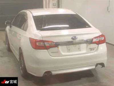 Subaru LEGACY B4