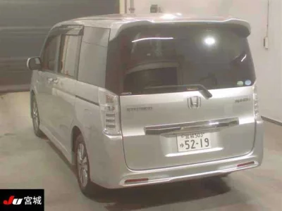 Honda STEP WAGON