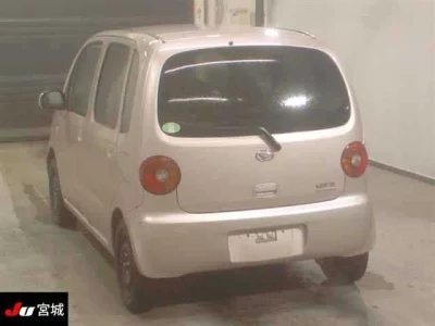 Daihatsu MOVE LATTE
