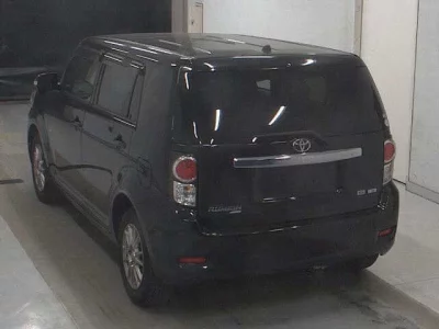 Toyota COROLLA RUMION