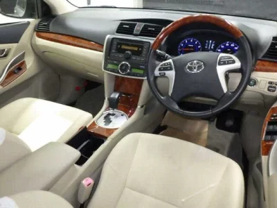 Toyota Premio