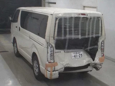 Toyota HIACE VAN
