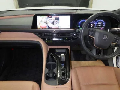 Toyota CROWN SPORT