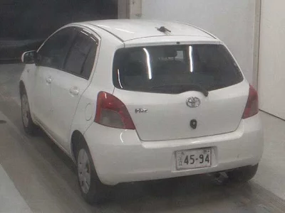 Toyota VITZ  с аукциона в Японии