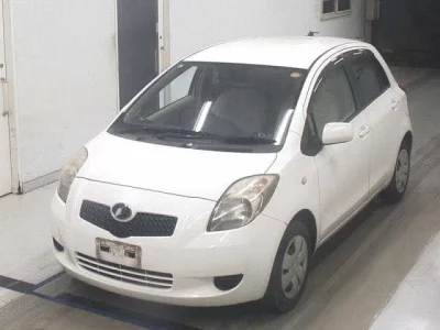 Toyota VITZ  с аукциона в Японии