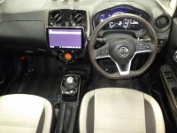 Nissan NOTE лот № 1527 оценка R  с аукциона в Японии 2