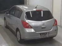 Nissan TIIDA лот № 5040 оценка 3  с аукциона в Японии 1