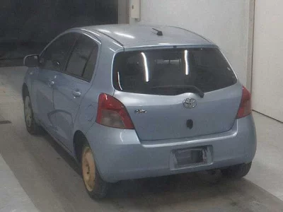 Toyota VITZ  с аукциона в Японии