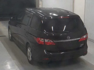 Nissan Lafesta