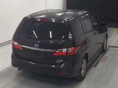 Nissan Lafesta