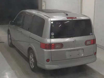 Nissan Lafesta