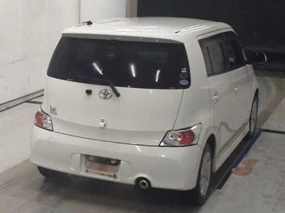 Toyota bB