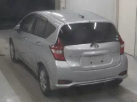 Nissan NOTE лот № 5121 оценка 3  с аукциона в Японии 1
