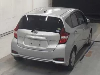 Nissan NOTE лот № 5121 оценка 3  с аукциона в Японии 3