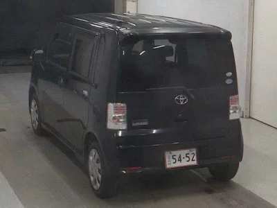 Toyota PIXIS SPACE  с аукциона в Японии