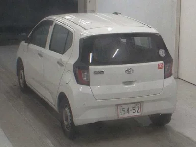 Toyota PIXIS EPOCH  с аукциона в Японии