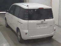 Toyota SIENTA лот № 5504 оценка 3  с аукциона в Японии 1