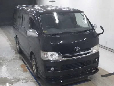 Toyota HiAce Van