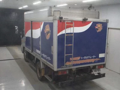 Toyota DYNA  с аукциона в Японии