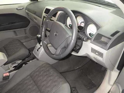 Dodge CALIBER  с аукциона в Японии