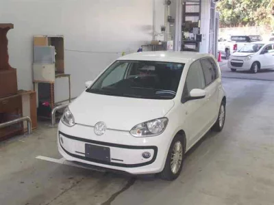 Volkswagen UP  с аукциона в Японии