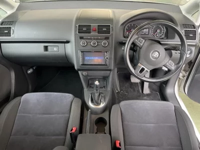 Volkswagen GOLF TOURAN  с аукциона в Японии