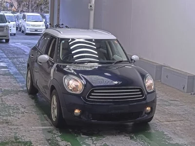 MINI Crossover