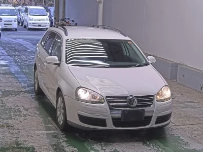 Volkswagen GOLF VARIANT  с аукциона в Японии