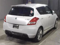 Suzuki SWIFT лот № 2040 оценка 3.5  с аукциона в Японии 1
