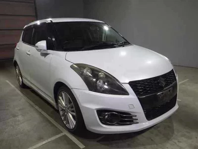Suzuki SWIFT  с аукциона в Японии