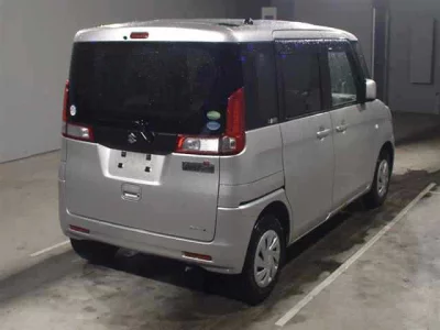 Suzuki Spacia