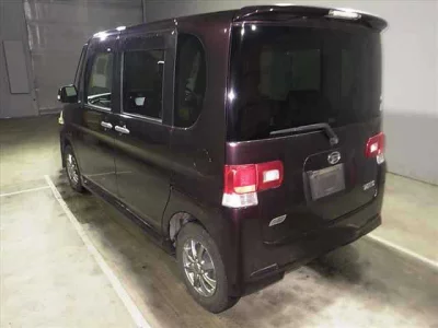 Daihatsu TANTO  с аукциона в Японии