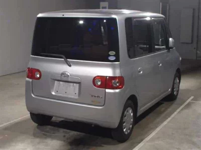 Daihatsu TANTO  с аукциона в Японии