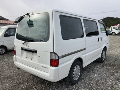 Mazda Bongo Van